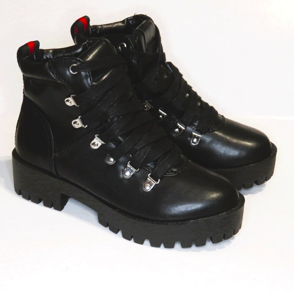 Madden NYC Chunky Grunge Black Lace Up Boots Women's size 7 Steve Madden